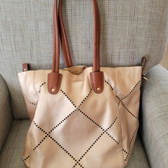 Louenhide Bag - Large in like new condition! - Picture 2 of 5